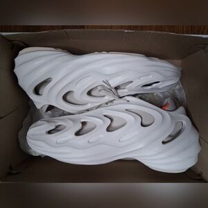 White Foam Slip-On Aididas Adi Fom  Q Shoes. S,. 11.5